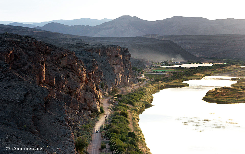 Orange River and road