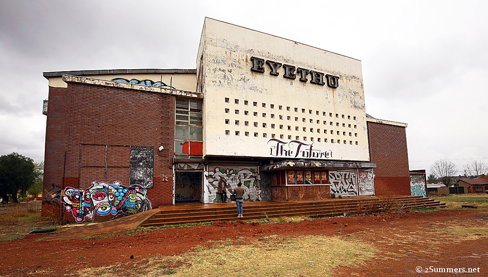 23a Eyethu-Theatre