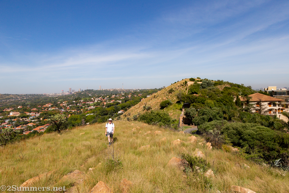 Bisecting Joburg: A Walk on Linksfield Ridge