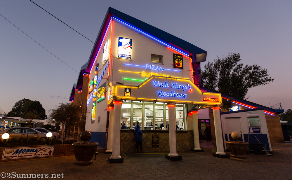 Uncle Harry's Roadhouse, lit up