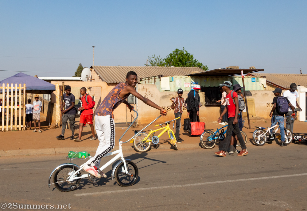 Bike with tall handlebars