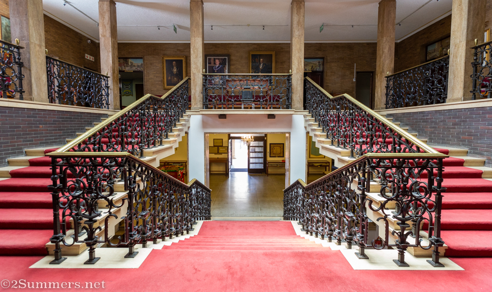 Landing of the Masonic stairway