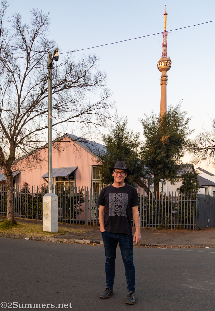 Thorsten in front of a historic house in Brixton