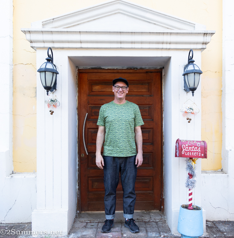 Thorsten at weird Christmas house