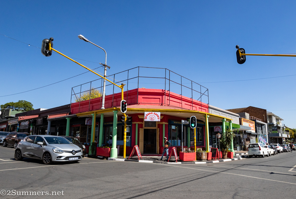 The De Baba Eatery Sparks a Melville Comeback