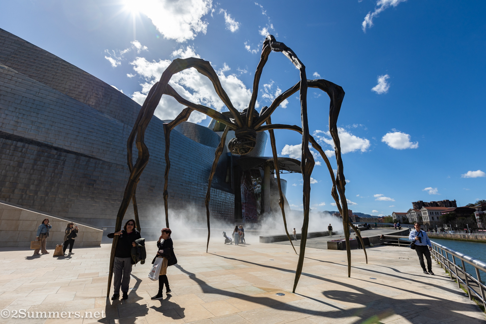 Maman spider sculpture at the Guggenheim Bilbao